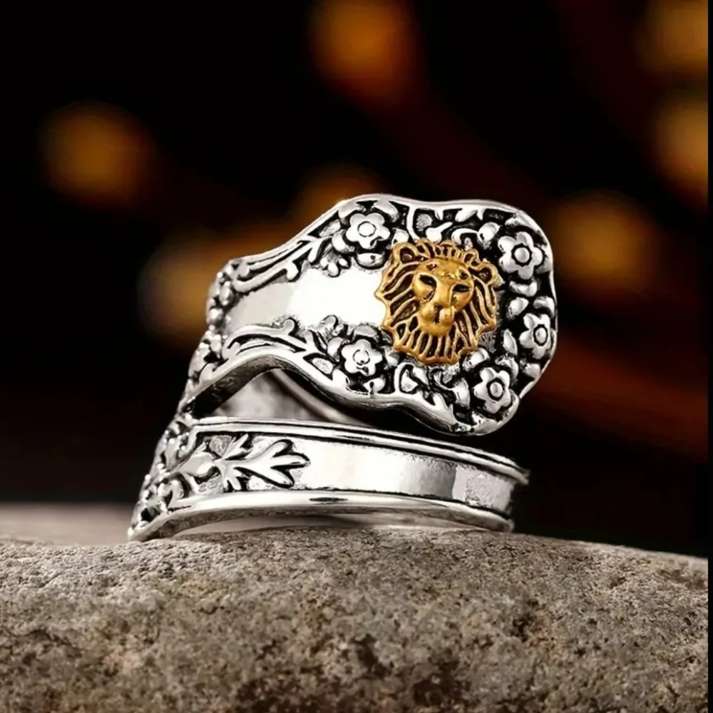 Gold Lion's Head Vintage Spoon Ring